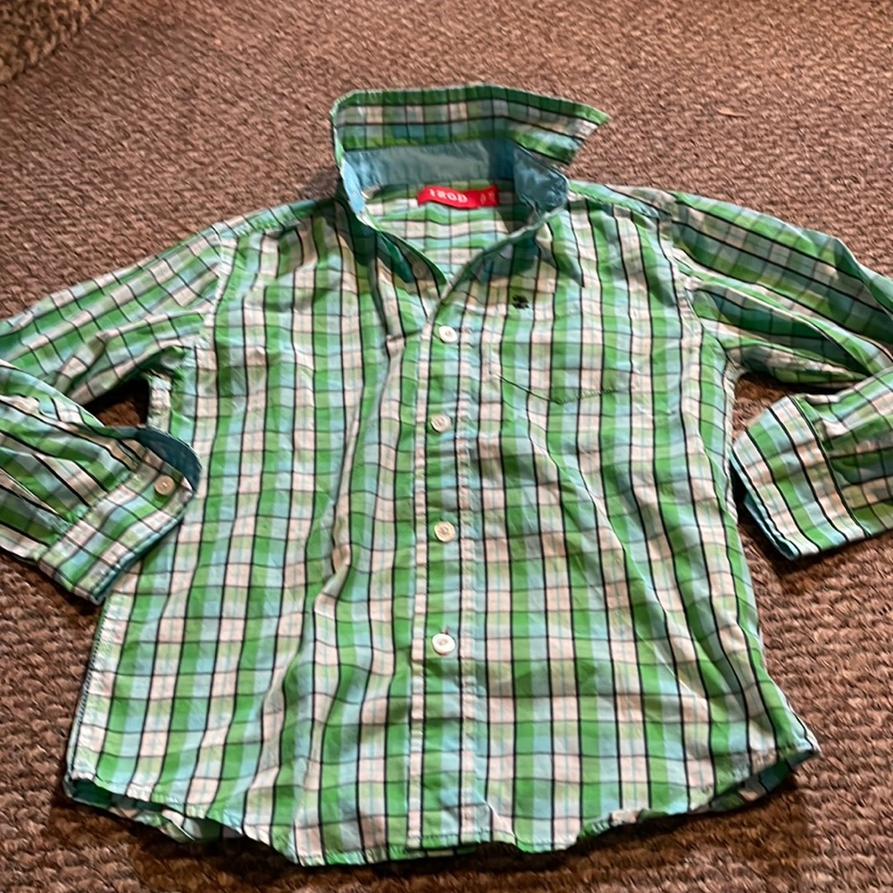 BOYS IZOD PLAID BUTTON DOWN SIZE XL